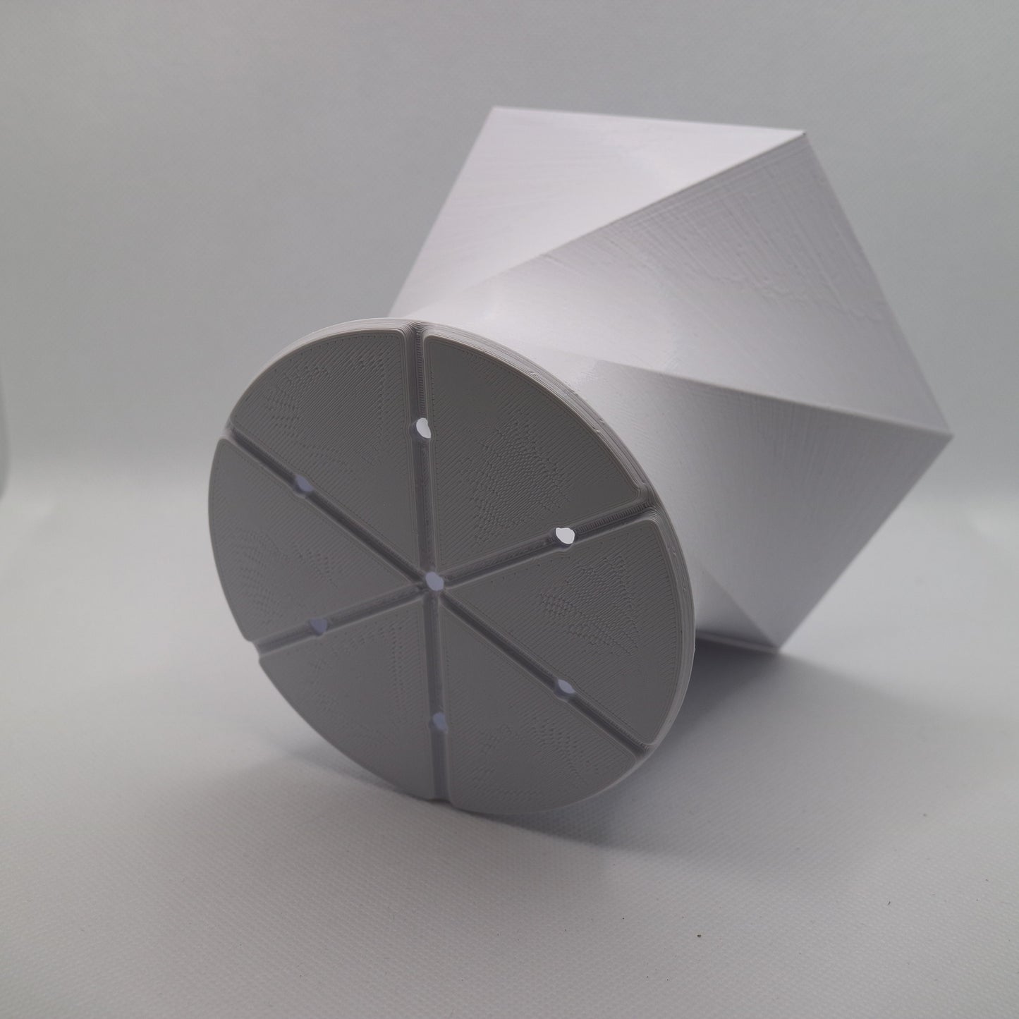 Indoor Plant Pot - Twisted Hexagon-Circle pot / planter - Eco-friendly, sustainable, biodegradable plastic - Gift - Present - 3D Printed