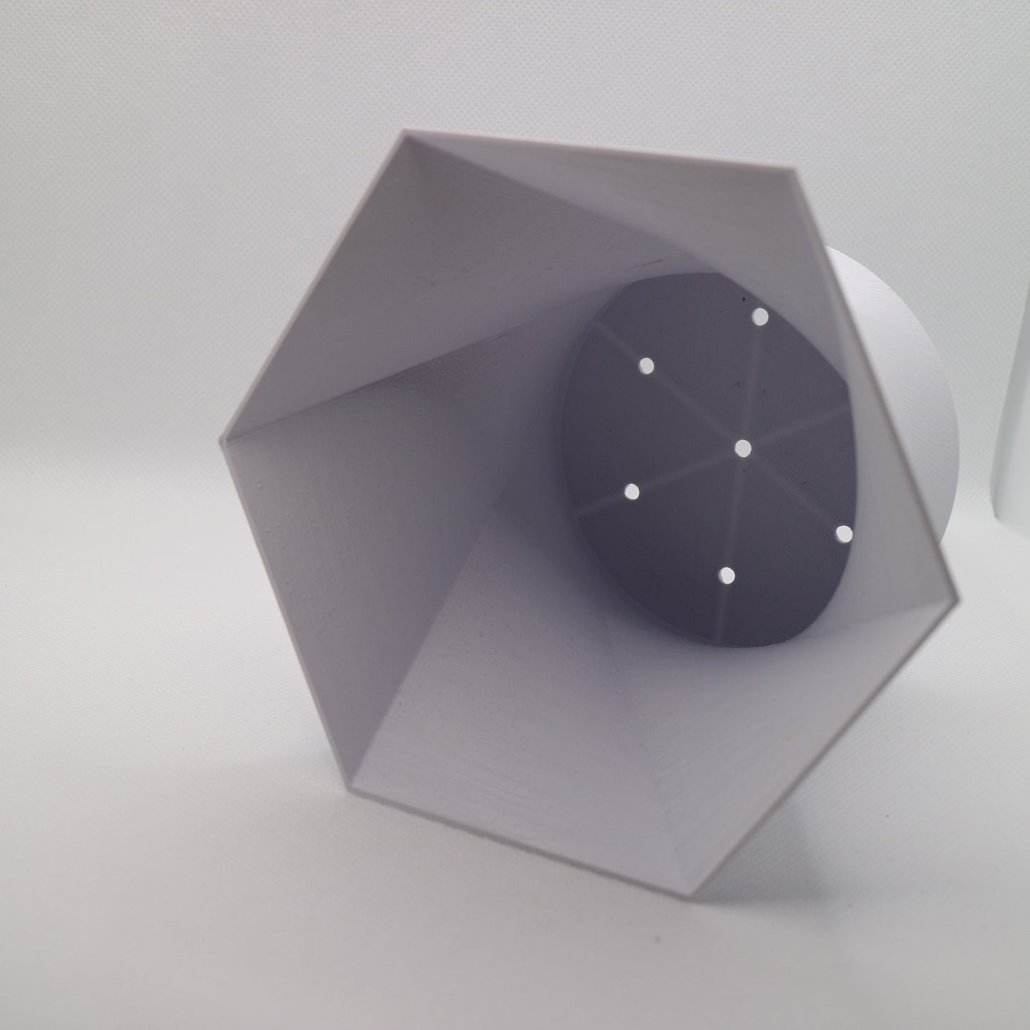 Indoor Plant Pot - Twisted Hexagon-Circle pot / planter - Eco-friendly, sustainable, biodegradable plastic - Gift - Present - 3D Printed