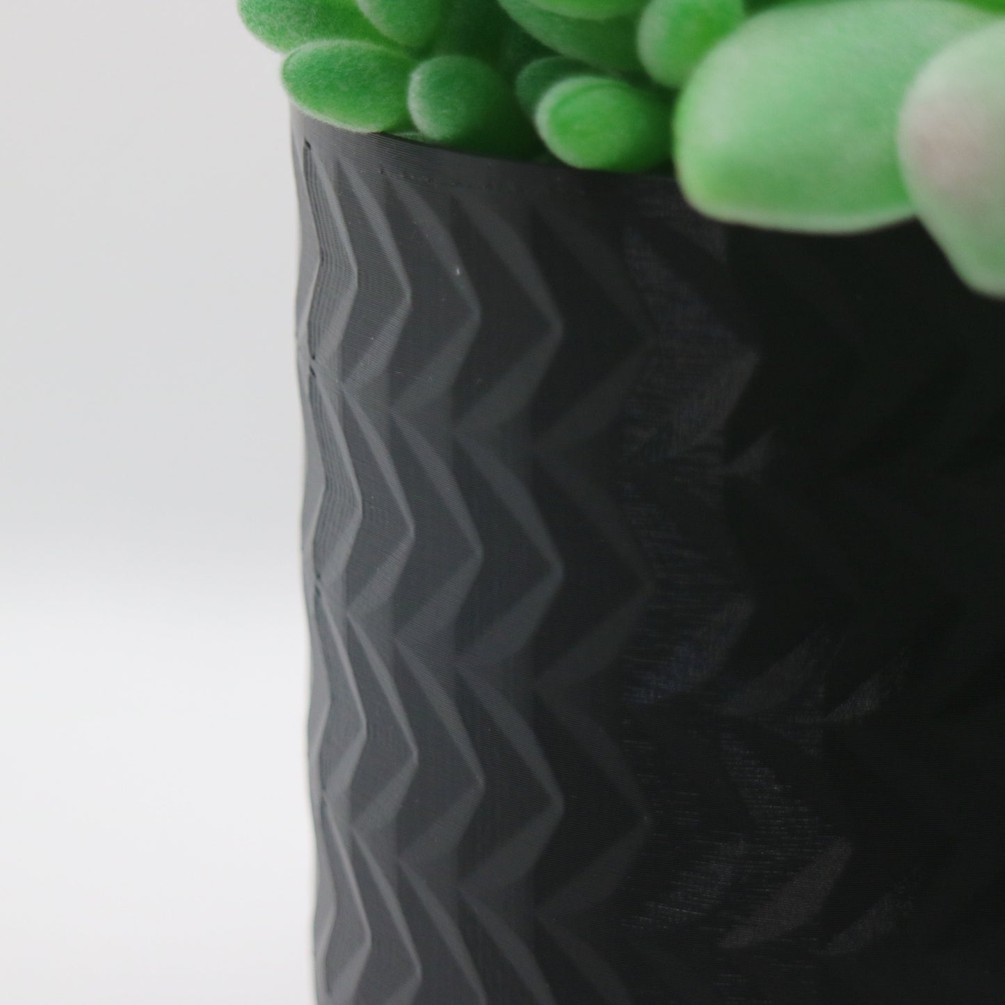 Indoor Plant Pot - Geometric pattern circular pot / planter - Eco-friendly, sustainable, biodegradable plastic - Gift - Present - 3D Printed