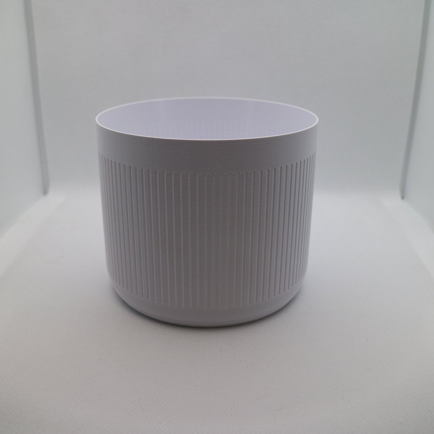 Indoor Plant Pot - Stripe pattern circular pot / planter - Eco-friendly, sustainable, biodegradable plastic - Gift - Present - 3D Printed
