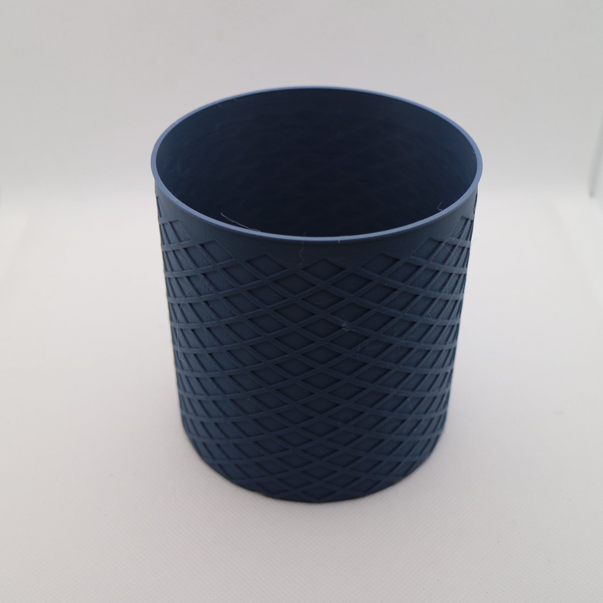 Indoor Plant Pot - Diamond pattern pot / planter - Eco-friendly, sustainable, biodegradable plastic - Gift - Present - 3Deco 3D Printed