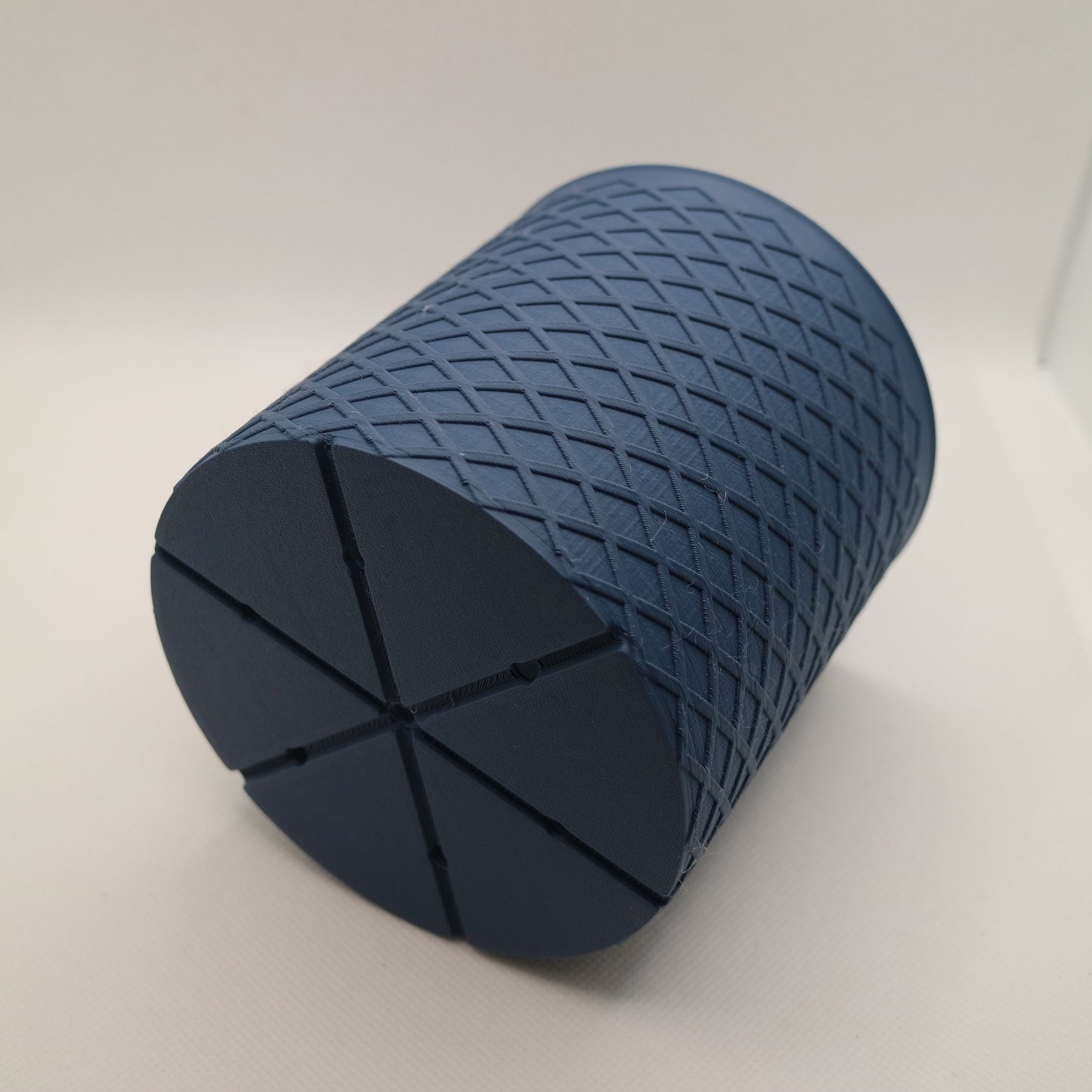 Indoor Plant Pot - Diamond pattern pot / planter - Eco-friendly, sustainable, biodegradable plastic - Gift - Present - 3Deco 3D Printed