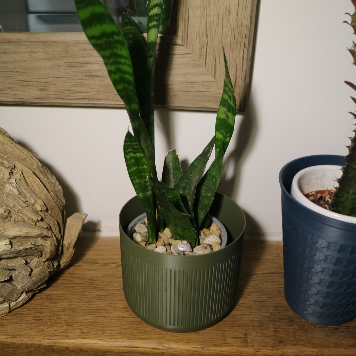 Indoor Plant Pot - Stripe pattern circular pot / planter - Eco-friendly, sustainable, biodegradable plastic - Gift - Present - 3D Printed