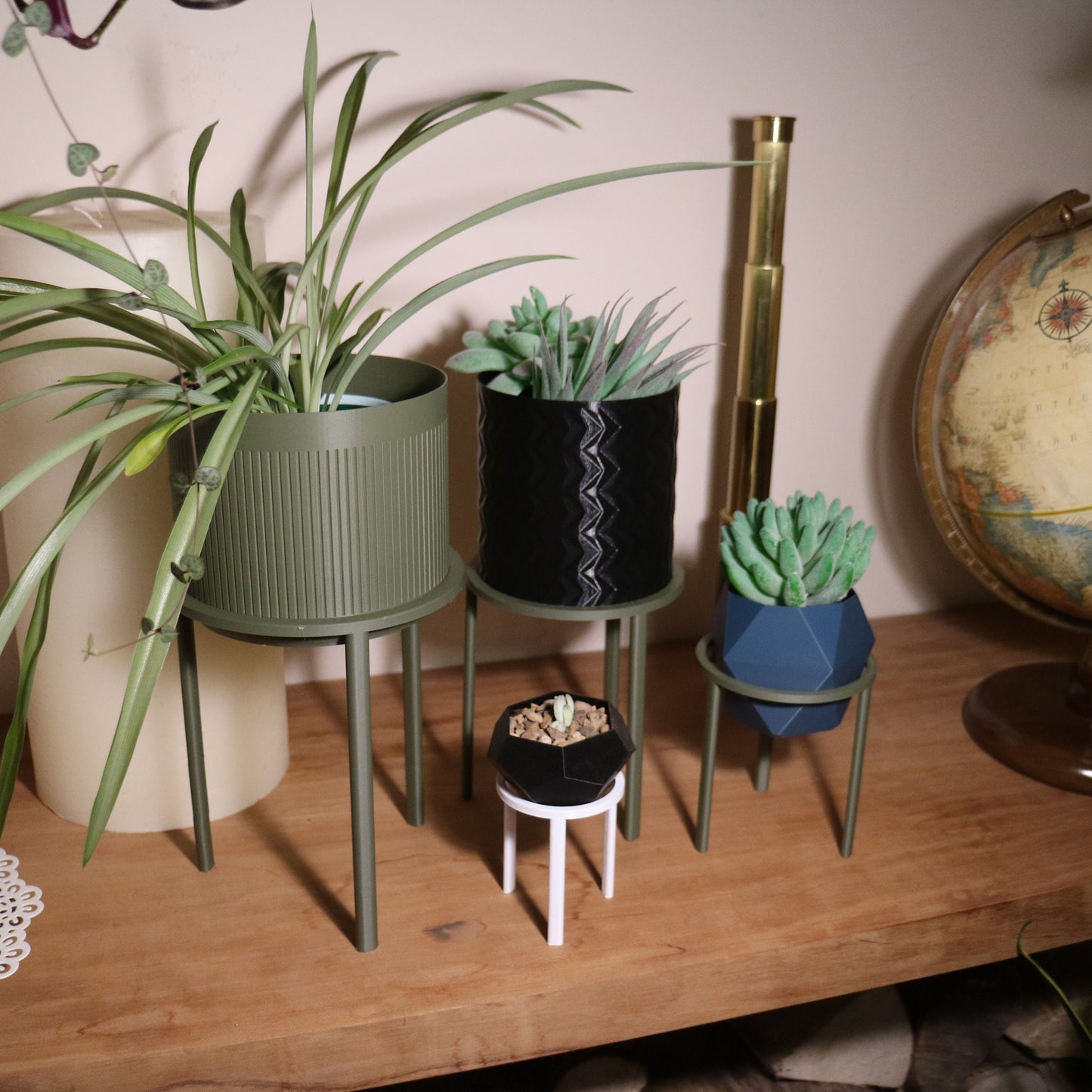 Plant Pot Stand (x3) for plant pot / planter - Eco-friendly, sustainable, biodegradable plastic - Gift - Present - 3D Printed - 12 colours