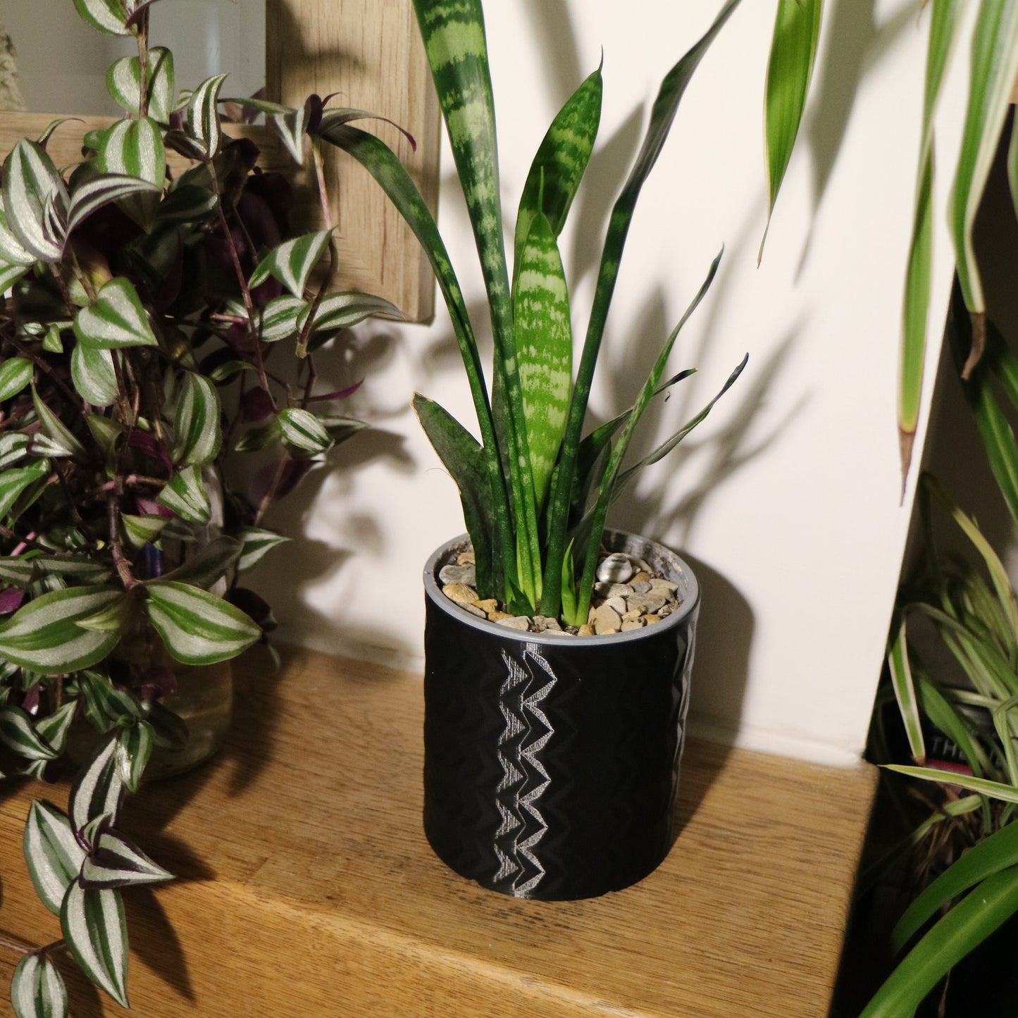 Indoor Plant Pot - Geometric pattern circular pot / planter - Eco-friendly, sustainable, biodegradable plastic - Gift - Present - 3D Printed