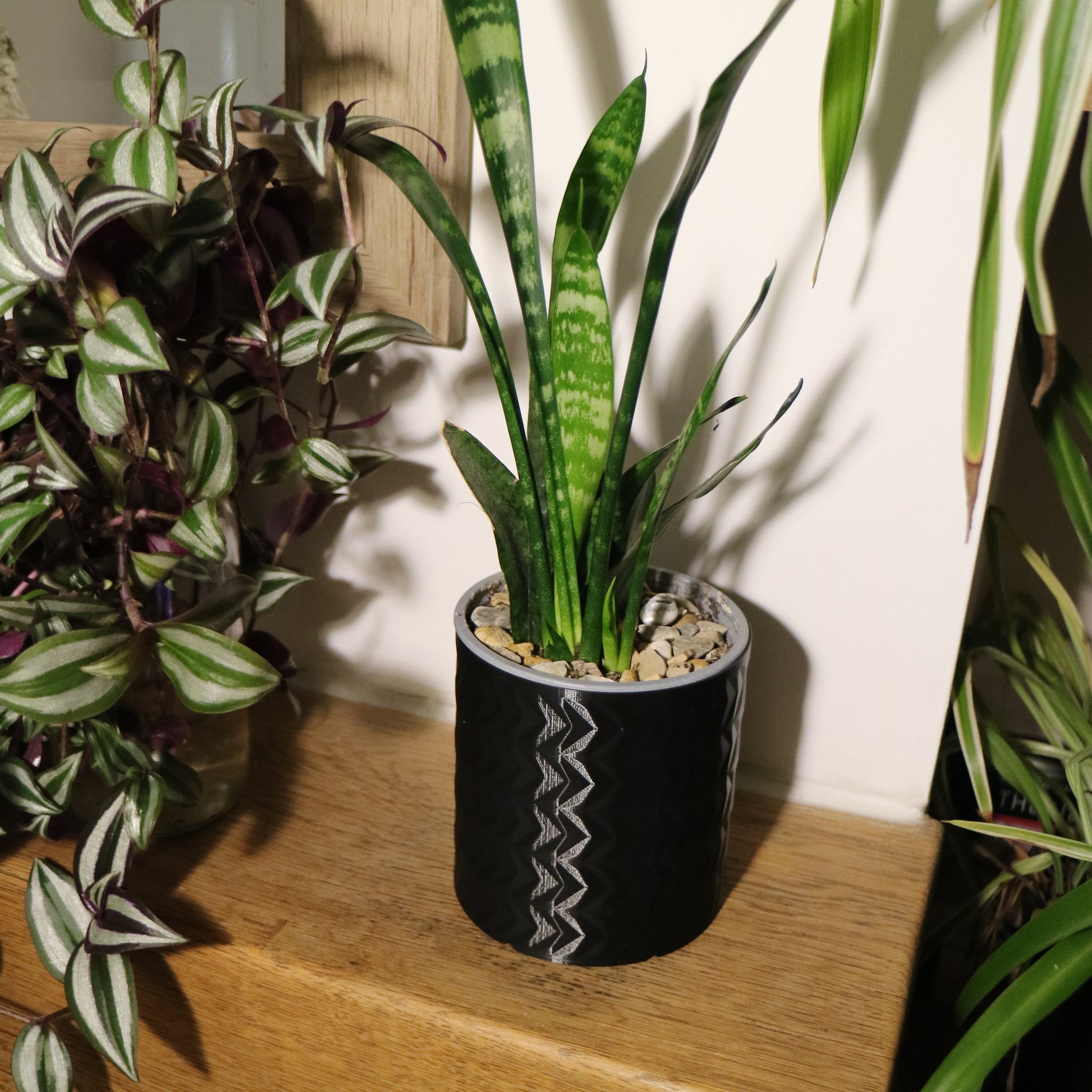 Indoor Plant Pot - Geometric pattern circular pot / planter - Eco-friendly, sustainable, biodegradable plastic - Gift - Present - 3D Printed