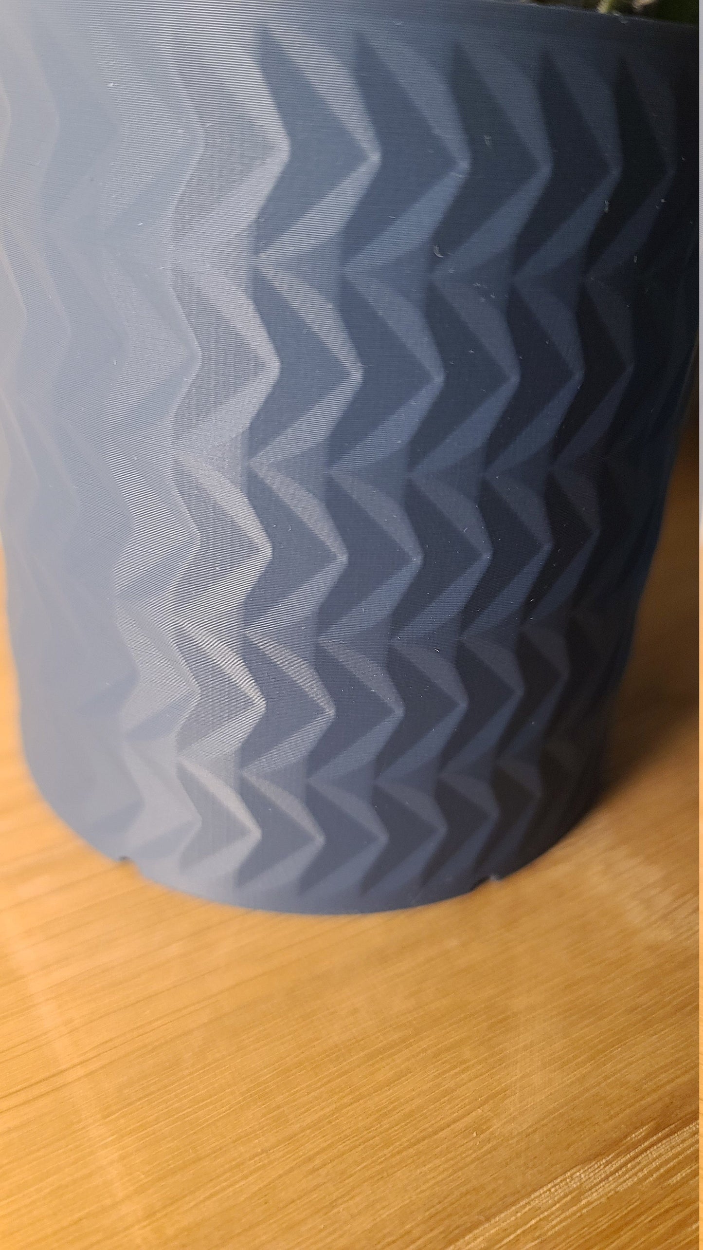 Indoor Plant Pot - Geometric pattern circular pot / planter - Eco-friendly, sustainable, biodegradable plastic - Gift - Present - 3D Printed