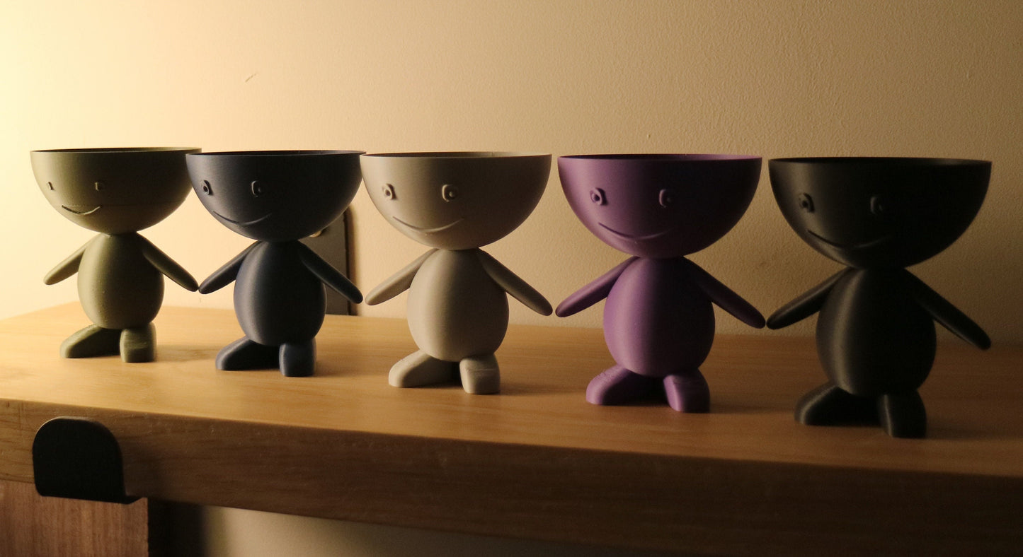 Happy, cute Figure Planter - Eco-friendly, sustainable, biodegradable plastic - Gift - Present - 3D Printed - 12 colours