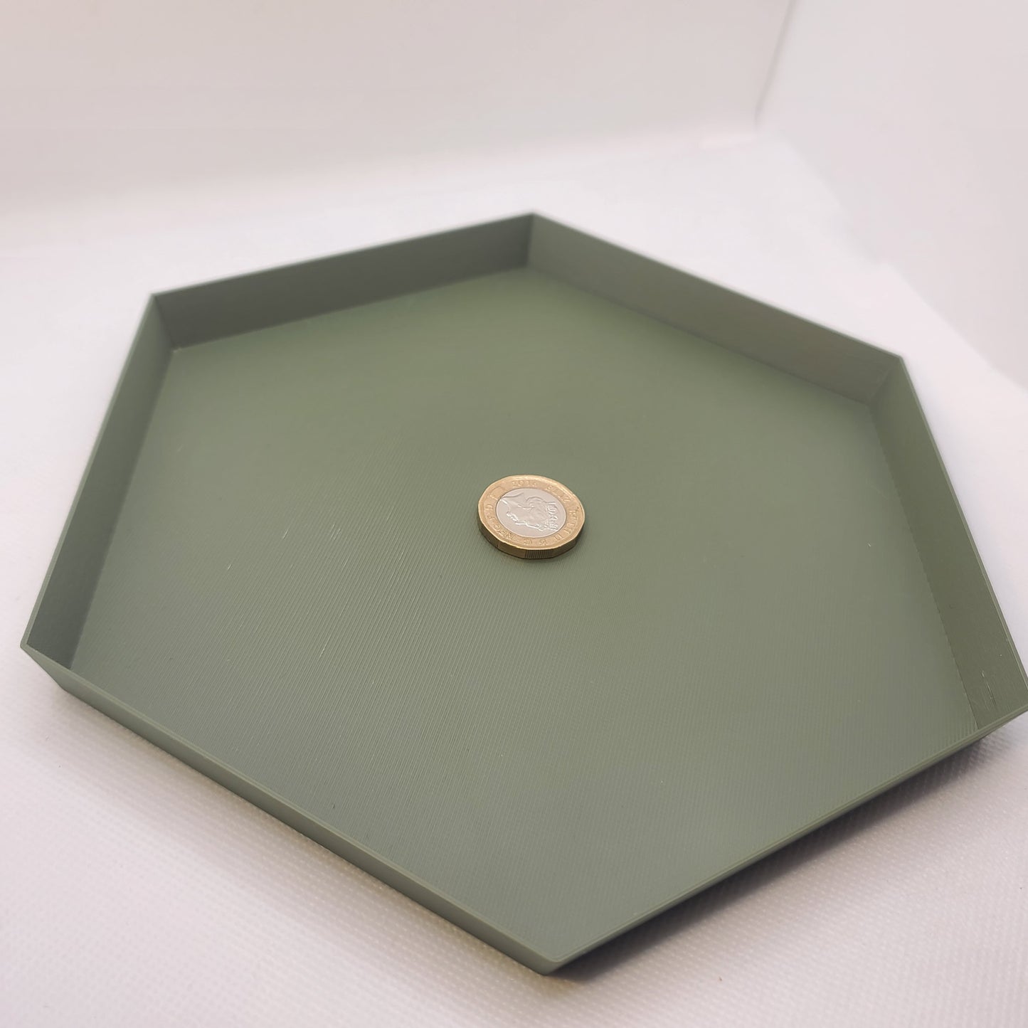 Hexagonal Drainage trays for plant pots, 12 colours, Small-Large (50-200mm) Eco-friendly plastic - Gift - Present - 3D Printed