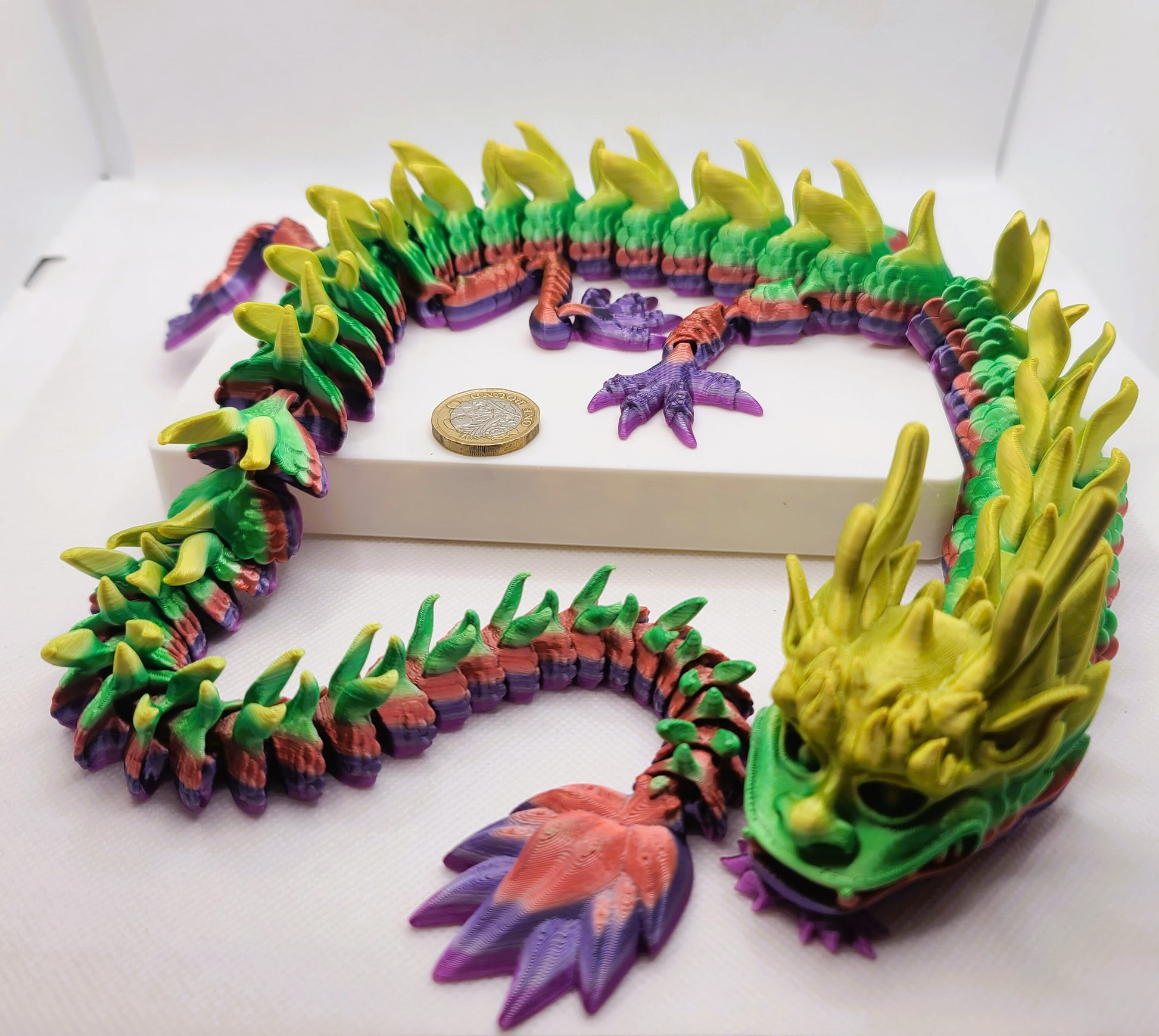 Flexible Dragon toy - Articulated figurine - Sustainable bio-plastic - Gift - Present - 3D Printed - 14 colour options