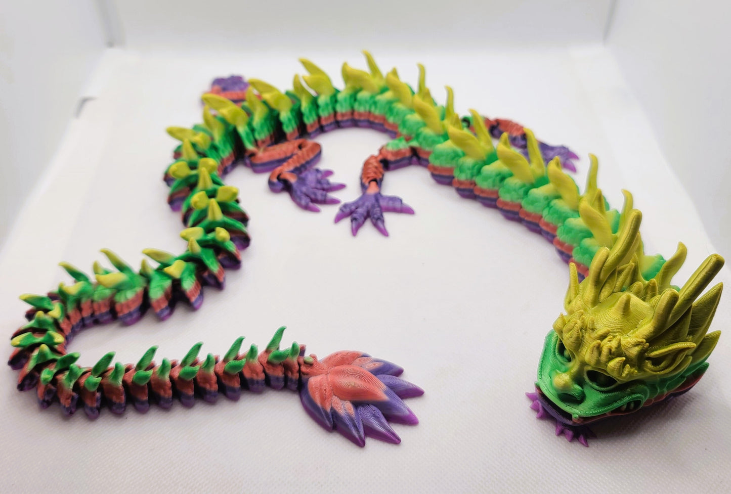 Flexible Dragon toy - Articulated figurine - Sustainable bio-plastic - Gift - Present - 3D Printed - 14 colour options
