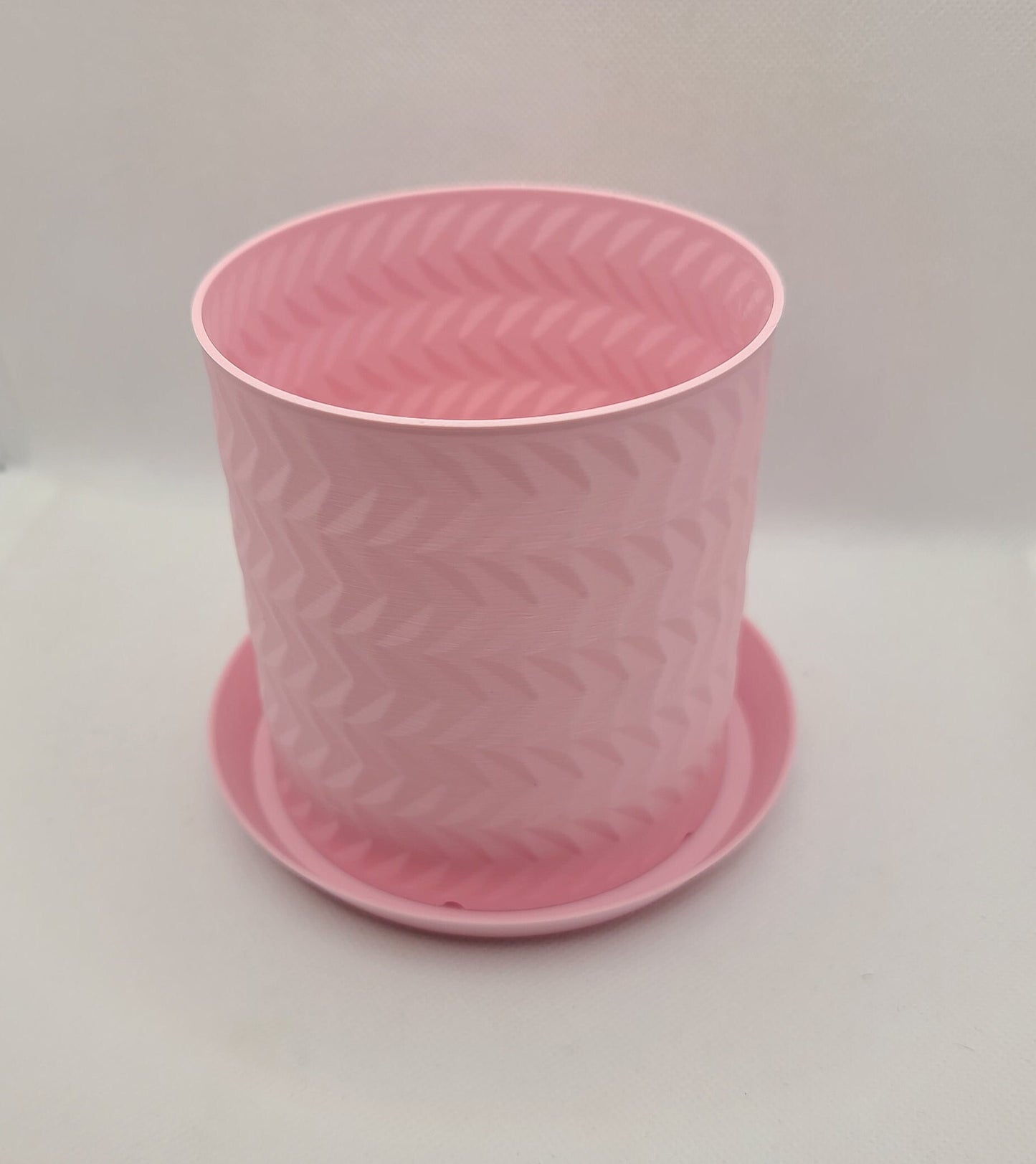 Indoor Plant Pot - Geometric pattern circular pot / planter - Eco-friendly, sustainable, biodegradable plastic - Gift - Present - 3D Printed