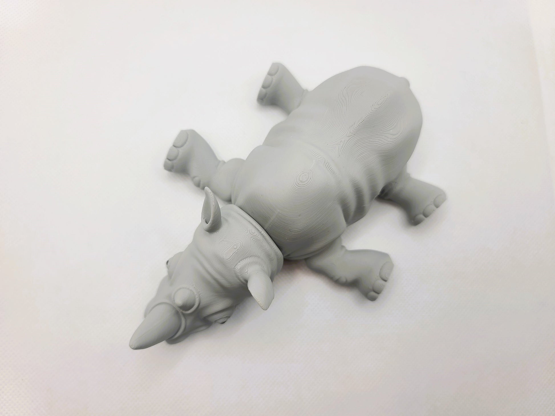 Flexible Rhino toy - Articulated figurine - Sustainable bio-plastic - Gift - Present - 3D Printed - 14 colour options
