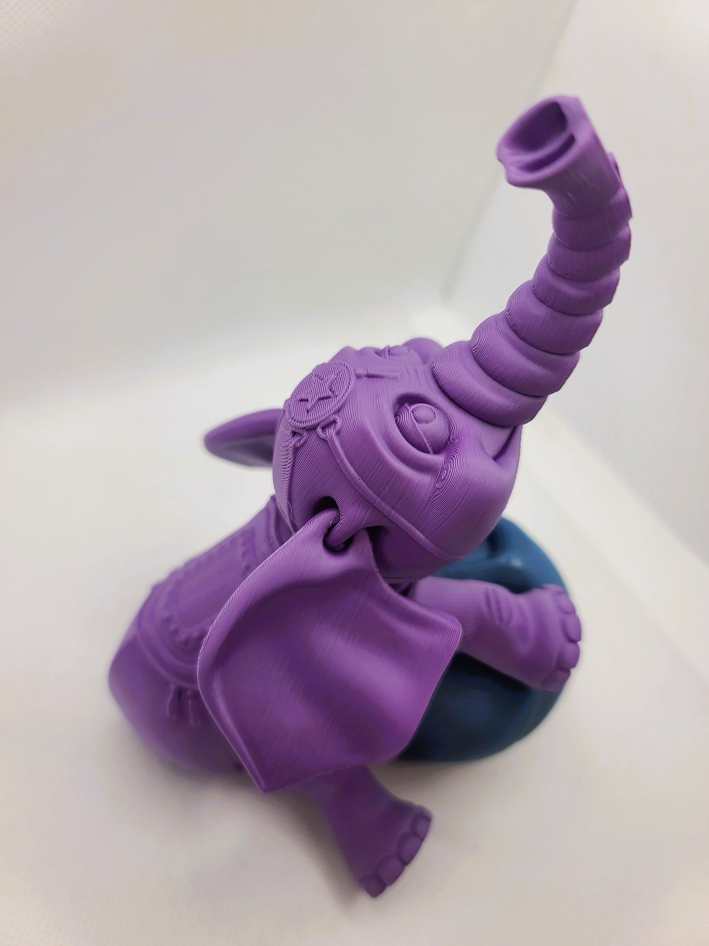 Flexible Elephant toy - Adorable articulated figurine - Sustainable bio-plastic - Gift - Present - 3D Printed - 14 colour options