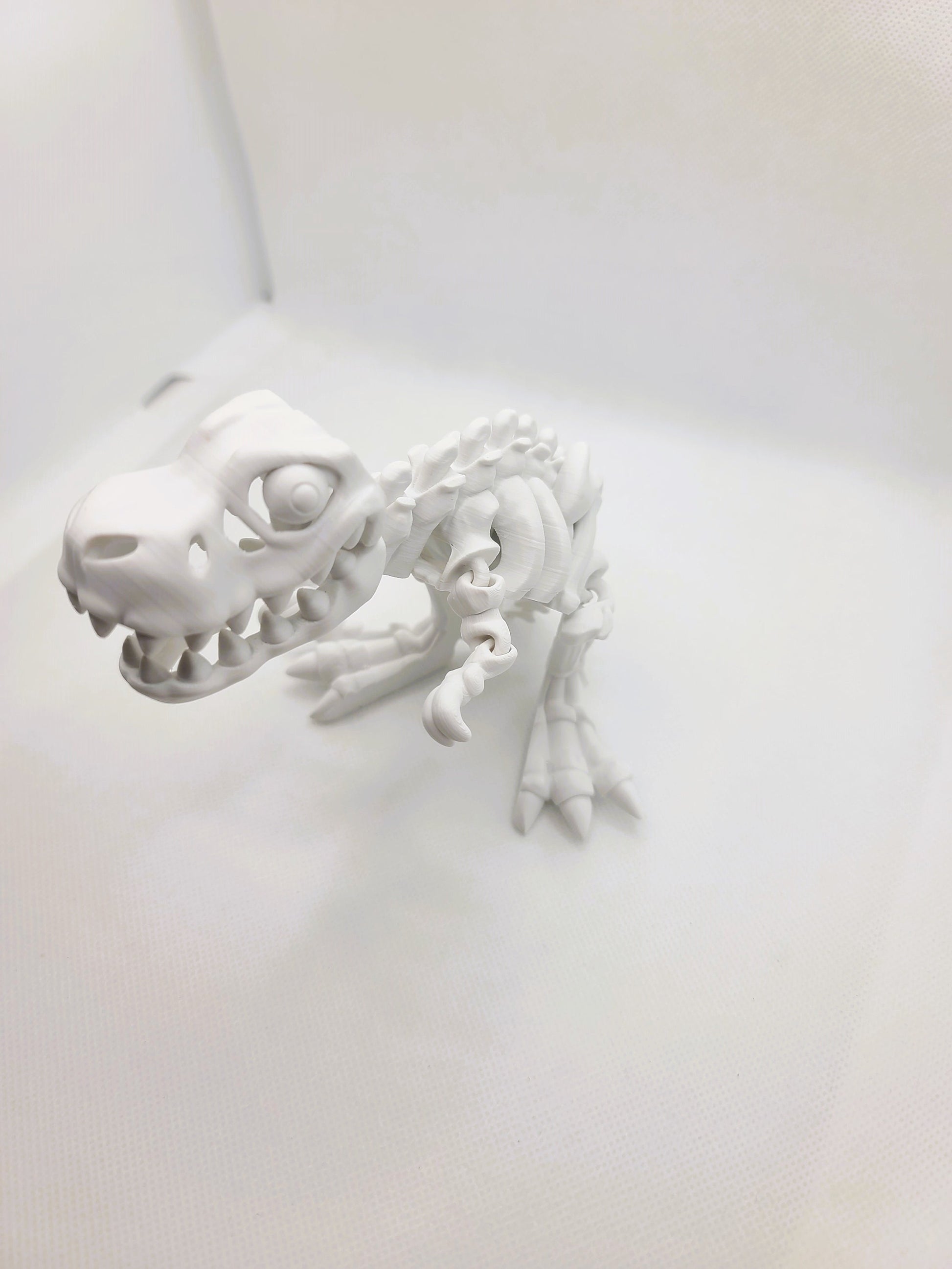 Flexible Skeleton T-Rex toy - Articulated figurine - Sustainable bio-plastic - Gift - Present - 3D Printed - 14 colour options