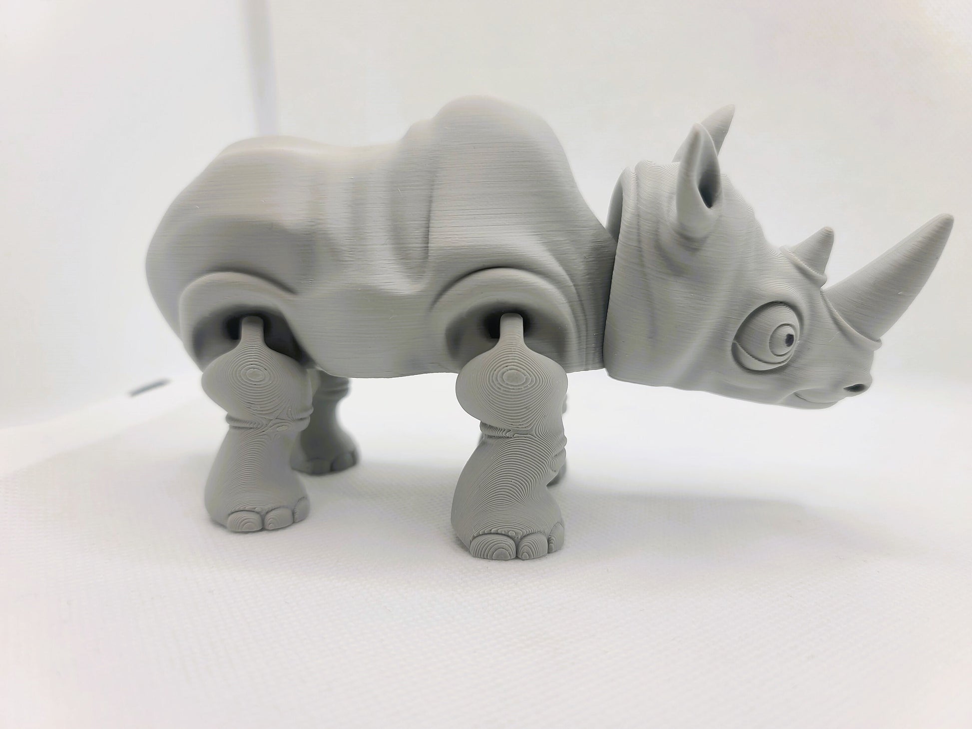 Flexible Rhino toy - Articulated figurine - Sustainable bio-plastic - Gift - Present - 3D Printed - 14 colour options